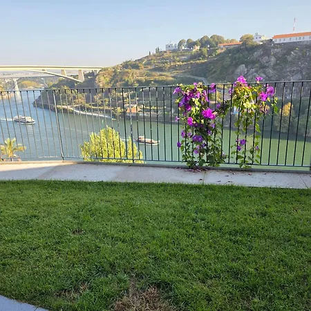 Miradouro River Views & Patio By Portocityhosts