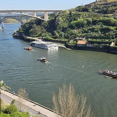 Miradouro River Views & Patio By Portocityhosts Lejlighed Porto
