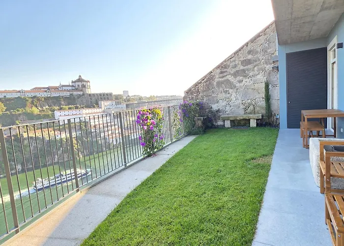 Miradouro River Views & Patio By Portocityhosts Apartment Porto