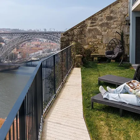 Daire Miradouro River Views & Patio By Portocityhosts