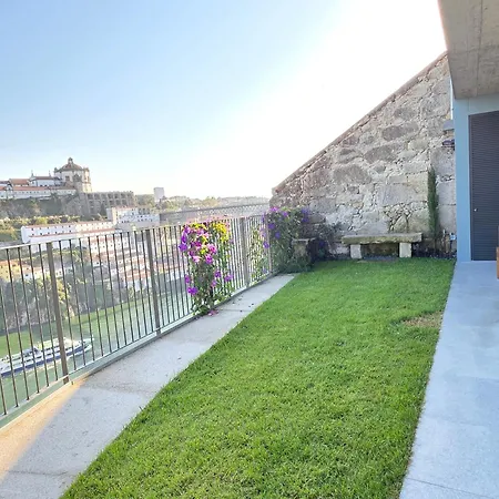 Miradouro River Views & Patio By Portocityhosts Lägenhet Oporto