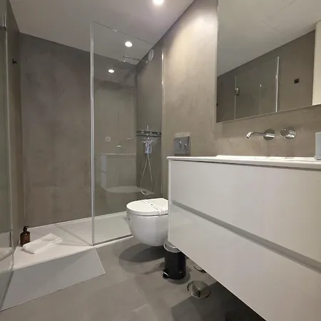 Miradouro River Views & Patio By Portocityhosts